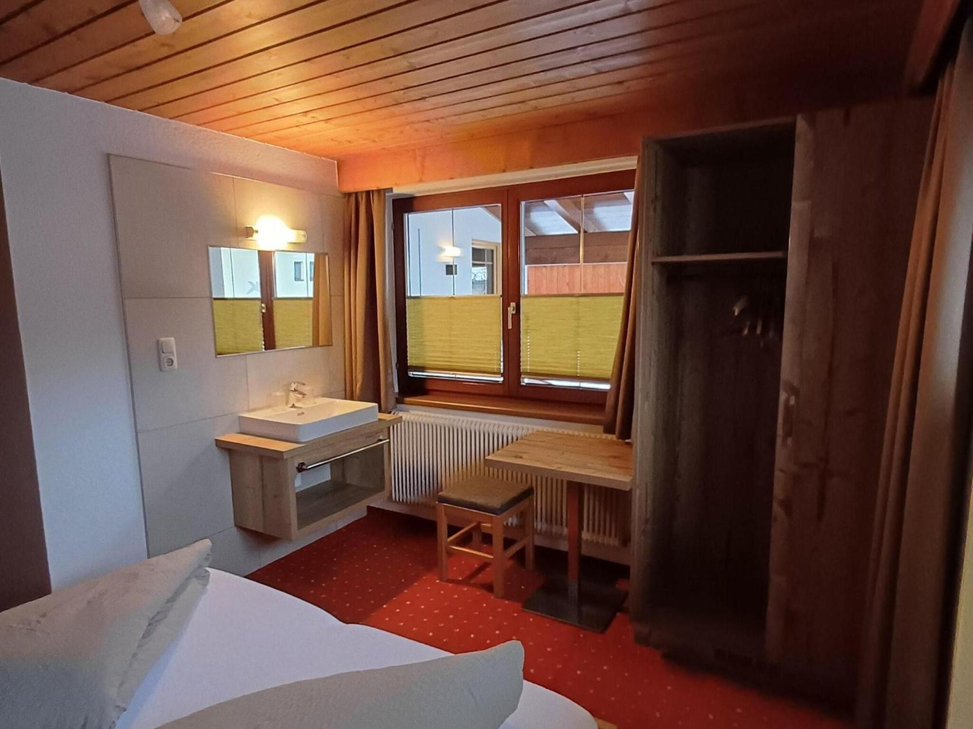 Modern Apartment In Langenfeld Near Ski Area Εξωτερικό φωτογραφία