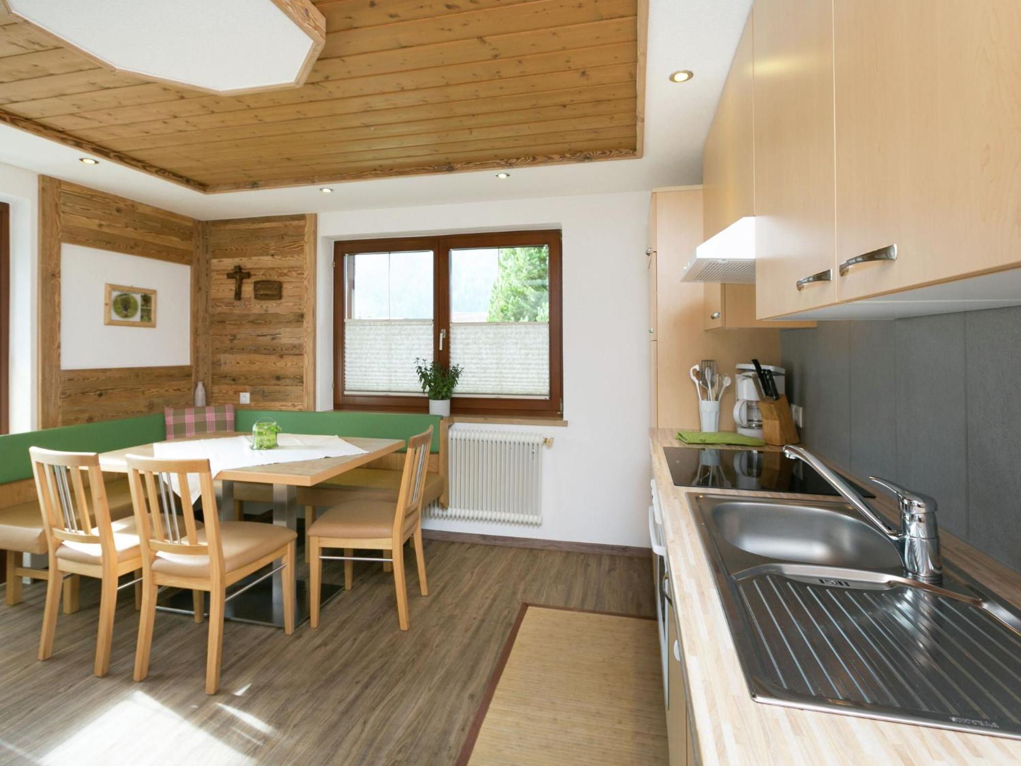 Modern Apartment In Langenfeld Near Ski Area Εξωτερικό φωτογραφία